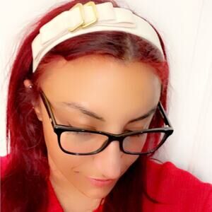 White Headband Buckle Accent  Hair Accessory